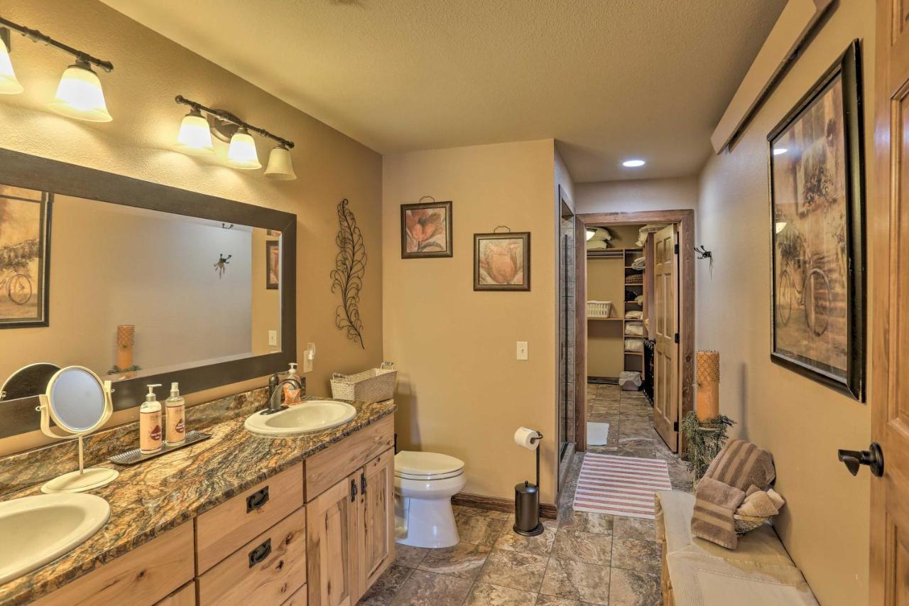 Modern Deadwood Apt With Mountain Views And Grill! Exterior photo